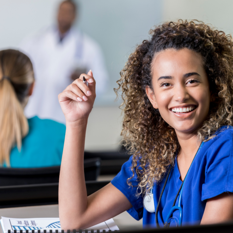 reconversion-professionnelle-professionnels-sante-medico-social-bien-etre